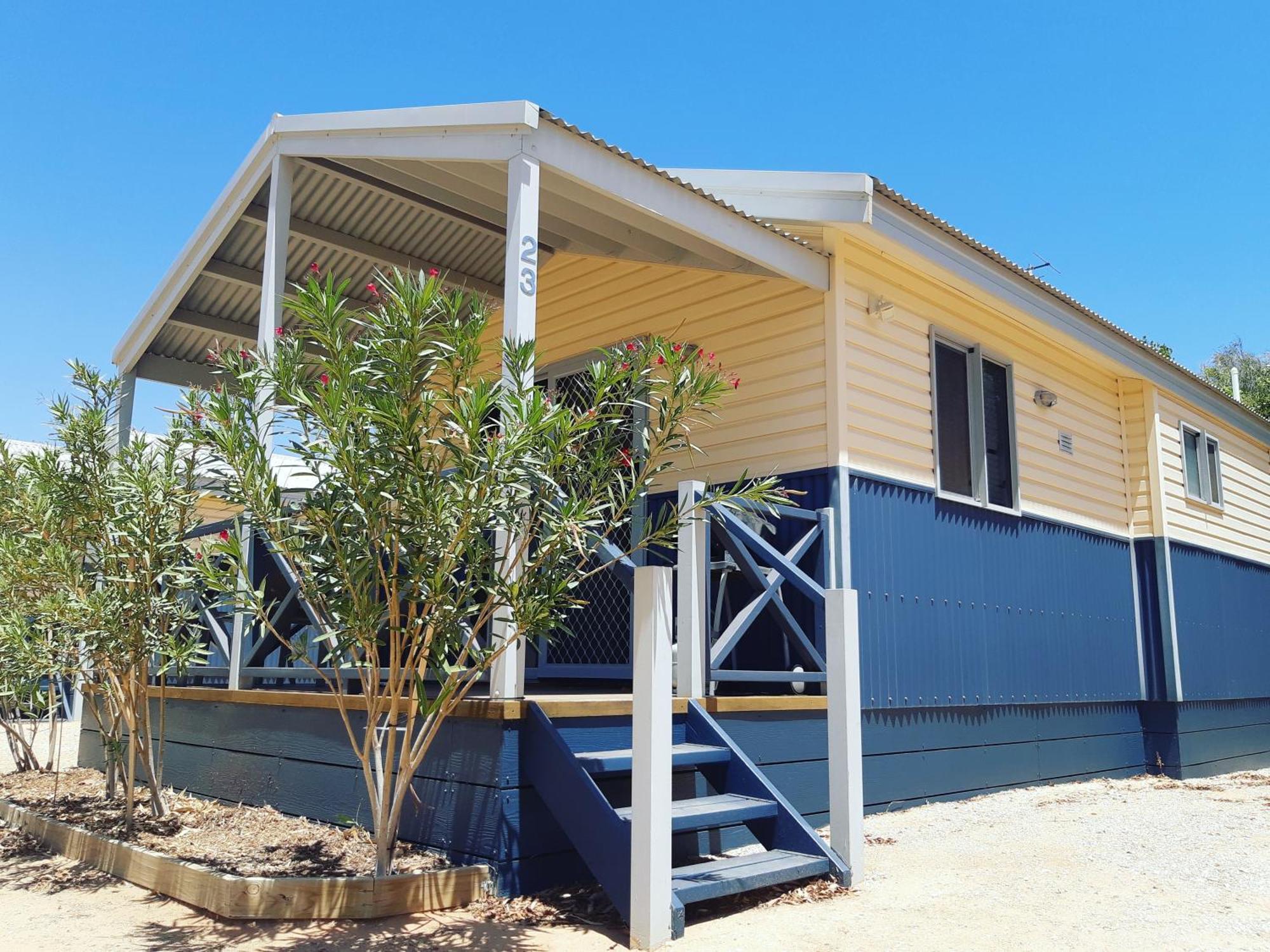 Coral Coast Tourist Park Hotel Carnarvon Exterior foto